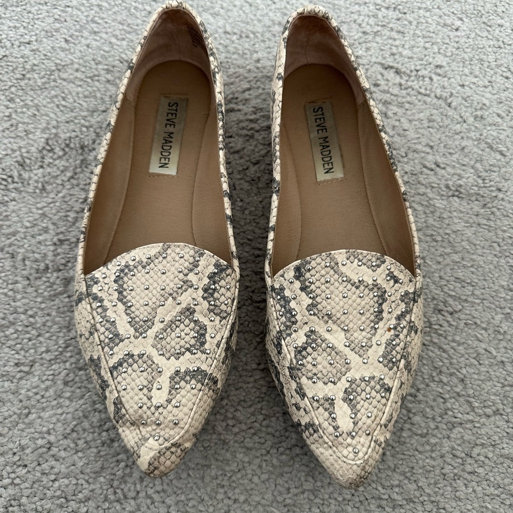 Steve Madden flats